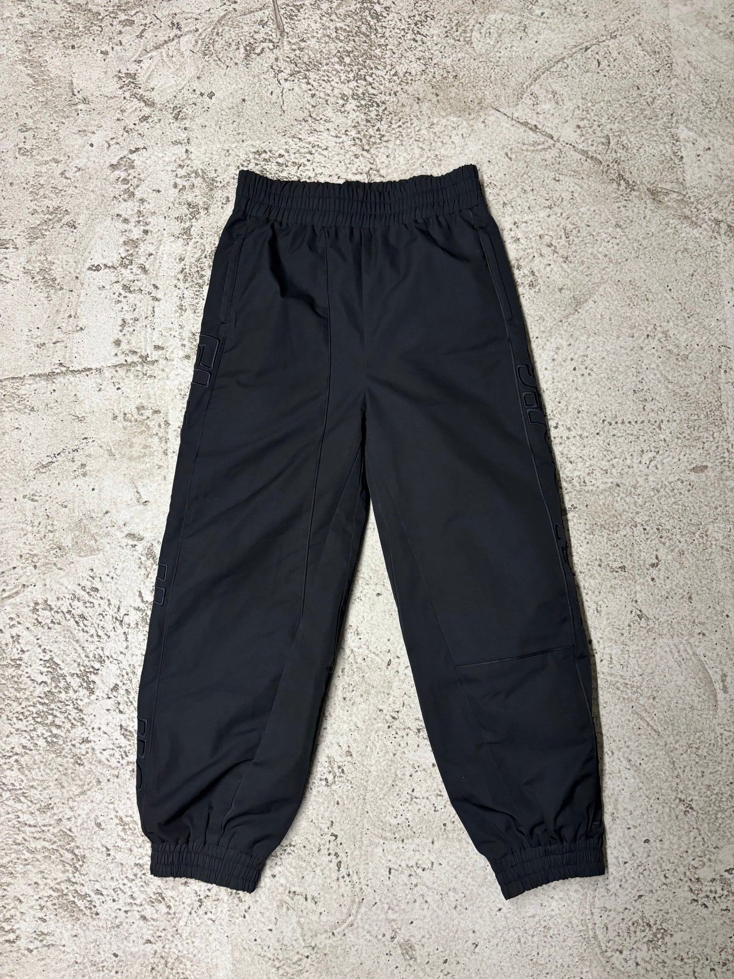 5L incognito embroidery trackpants