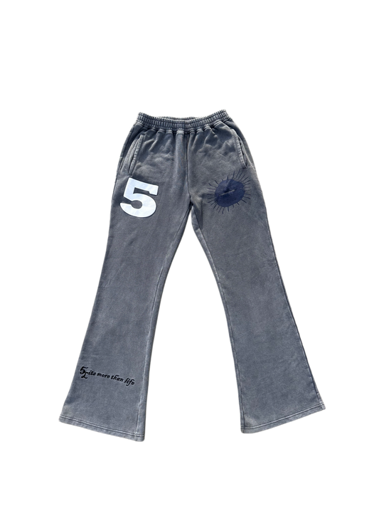 5L Washed grey flared sweatpants